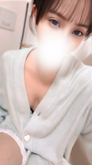 有村ひなの