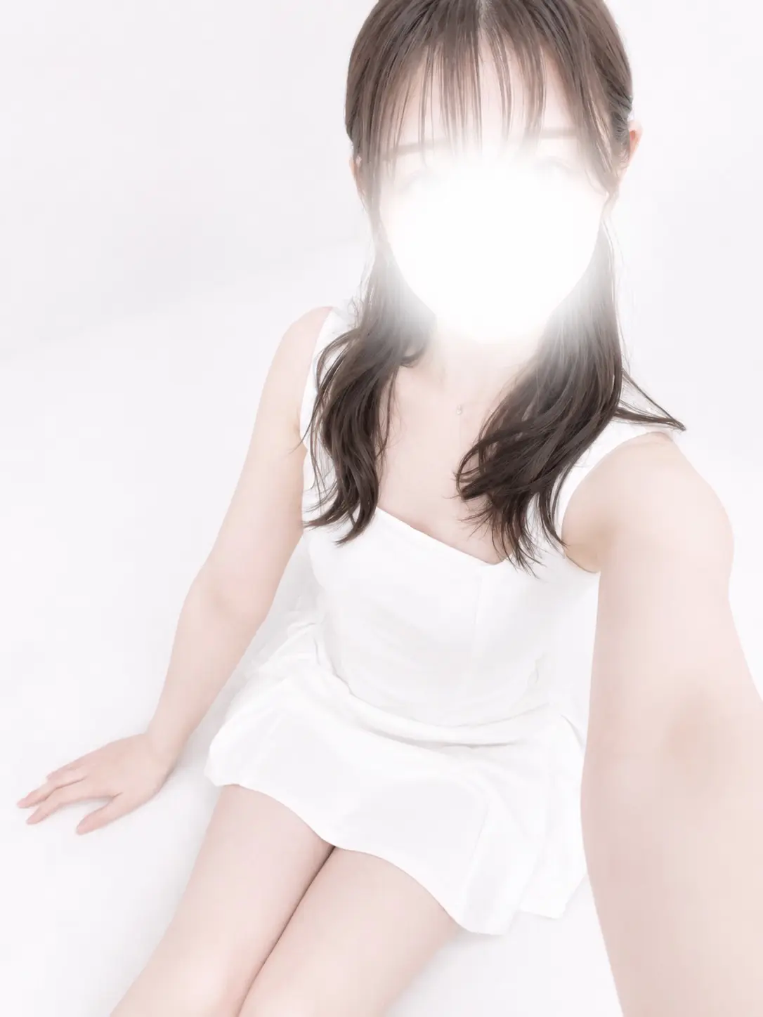 仲里あんず