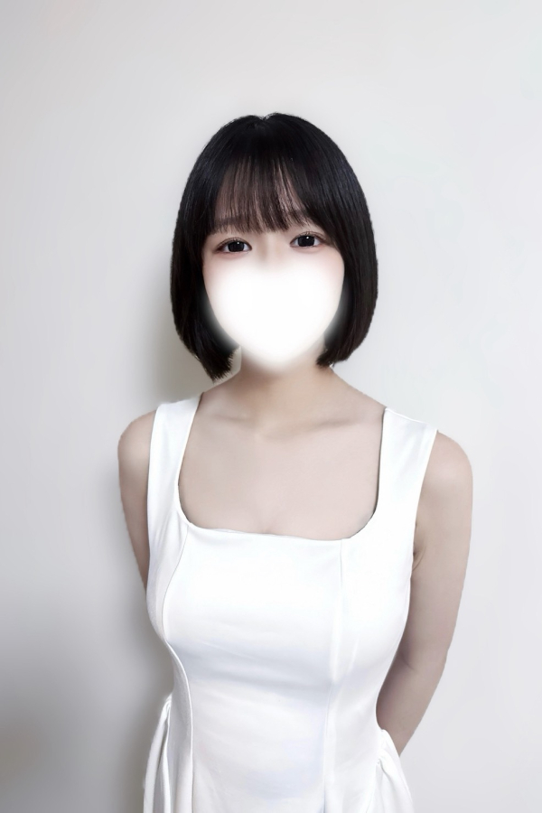 高田あいな