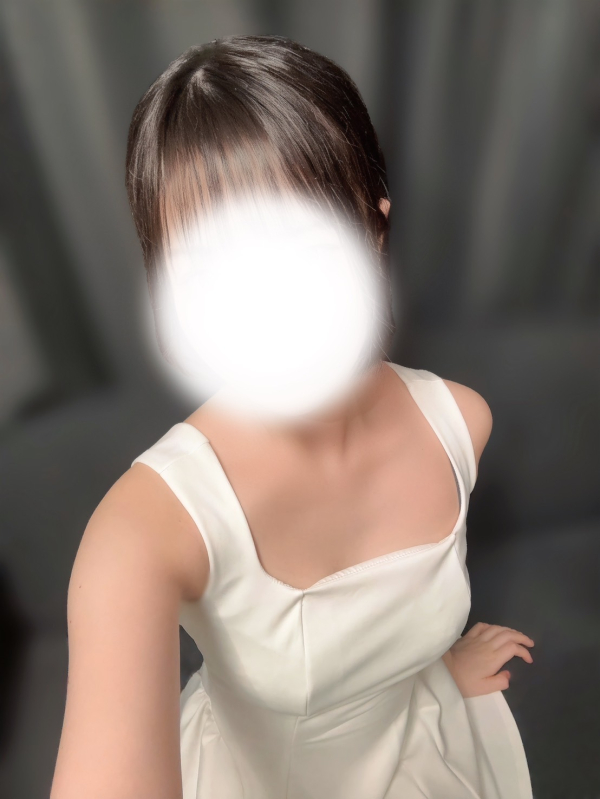 葵ゆみ